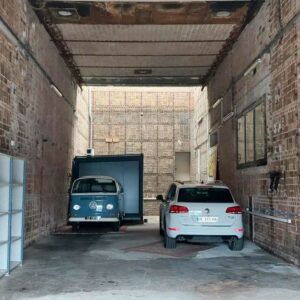 Entrepot de stockage 160m2 de plain pied hauteur 12m avec porte sectionnelle - Espace G Batiment Junkers Strasbourg Meinau